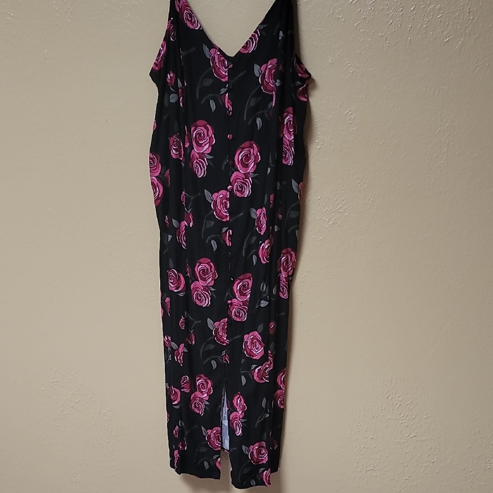 NWT 3X Torrid Black Dress with Pink and Green Floral Design